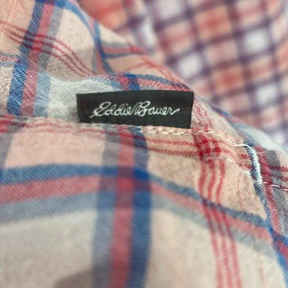 Eddie Bauer women’s cotton short sleeve button up v neck shirt. Size xl. - Picture 5 of 11